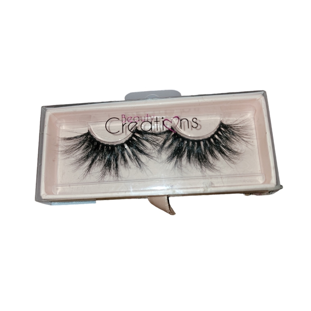 NIB 35mm faux mink lashes